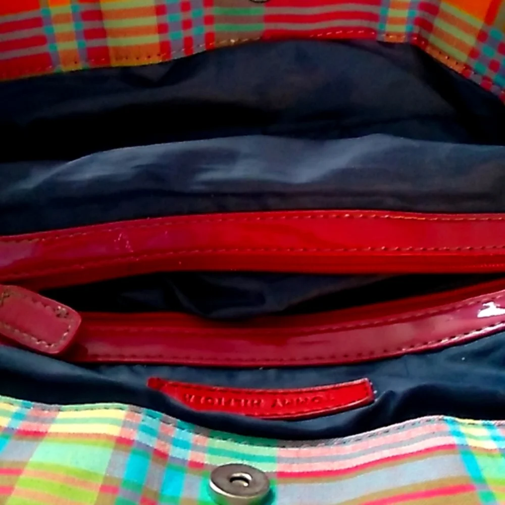 VTG Tommy Hilfiger fabric tote in red/green/yellow and blue plaid - Picture 6 of 8